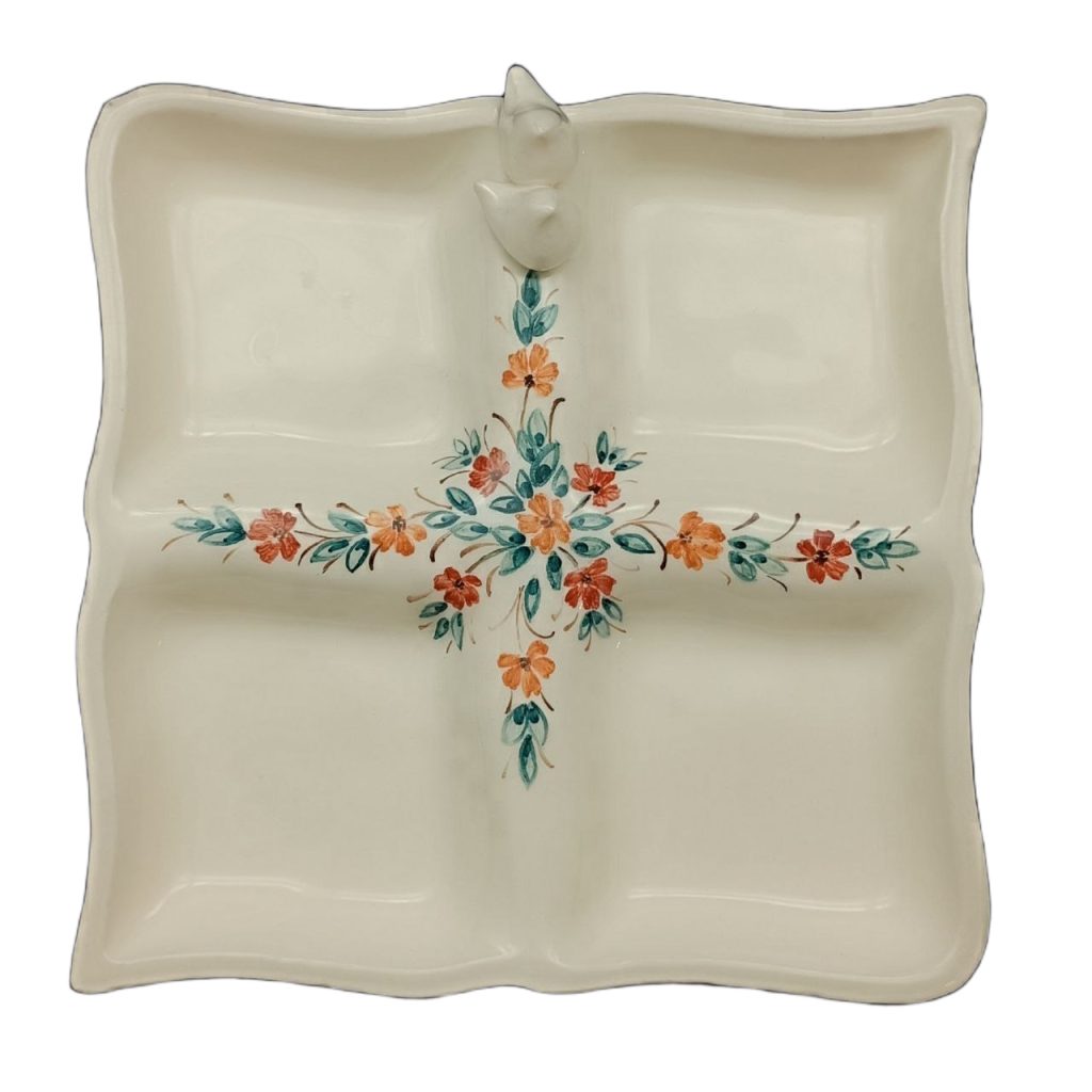 شیرینی خوری چهارفصل هیوا (16)